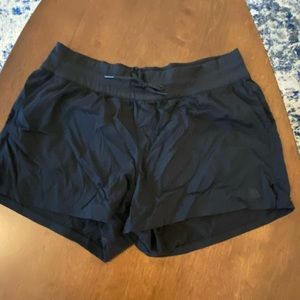 NORTH FACE ATHLETIC SHORTS